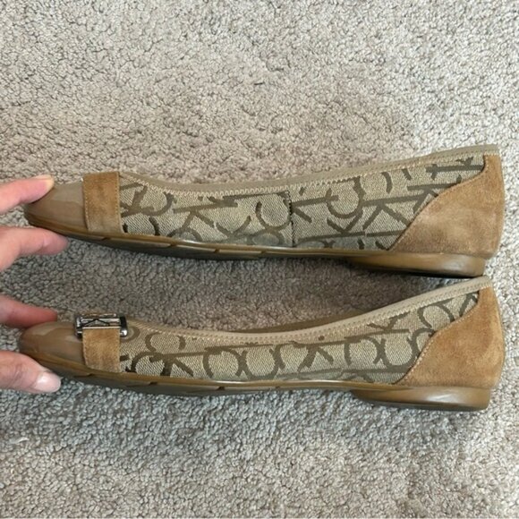 Calvin Klein Paulett camel Tan brown monogram logo patent canvas ballet flats 9 - Picture 8 of 10